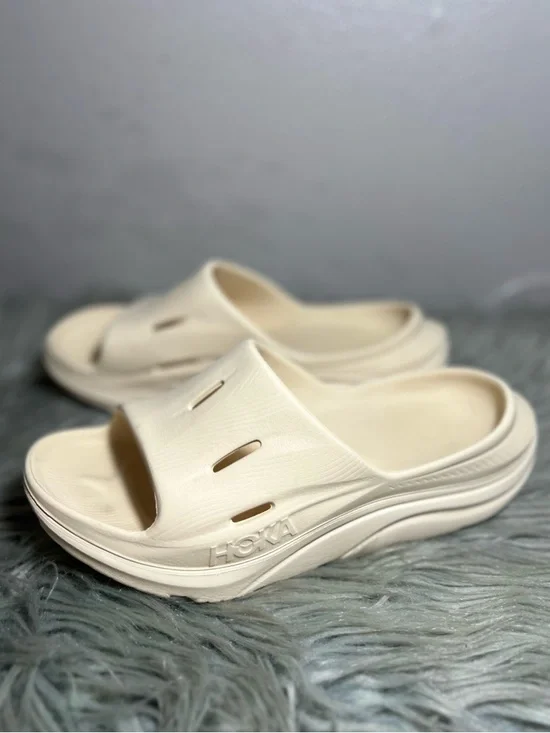 Hoka One One Ora Recovery Slide Cream Beige  Sandals Size 7 - Picture 2 of 11